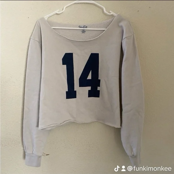 Brandy Melville | Tops | Brandy Melville Estelle 4